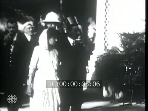 BOMBAY, INDE. INAUGURATION D'UN DOCK (Bombay, India. Inauguration of a Dock)